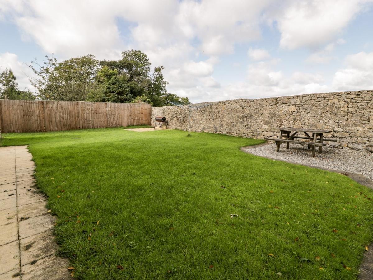 The Meadows Villa Pentraeth Exterior photo