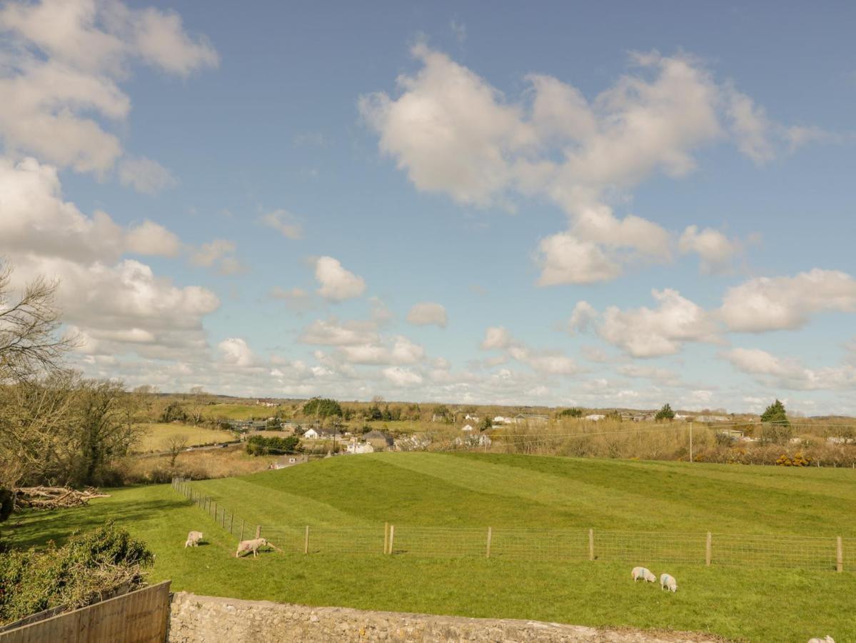 The Meadows Villa Pentraeth Exterior photo